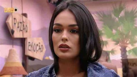 Larissa Santos fica sem calcinha no BBB23 e protagoniza novo。